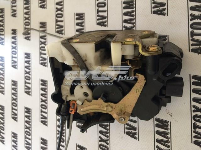 Замок двері правої передньої MN159934 MITSUBISHI