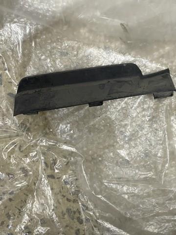 Спойлер переднього бампера, лівий 105480300C Tesla Model