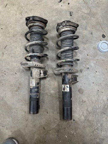 Амортизатор передній 5C0413031DP VAG
