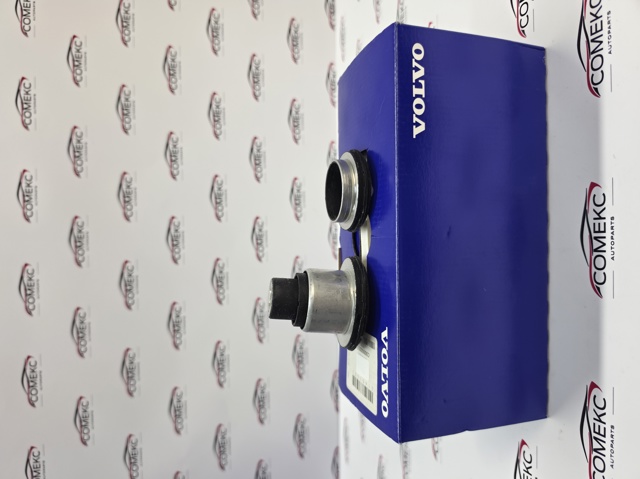 Сайлентблок переднього важеля 31451003 VOLVO