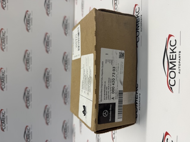 Комплект задніх колодок A0004207303 MERCEDES