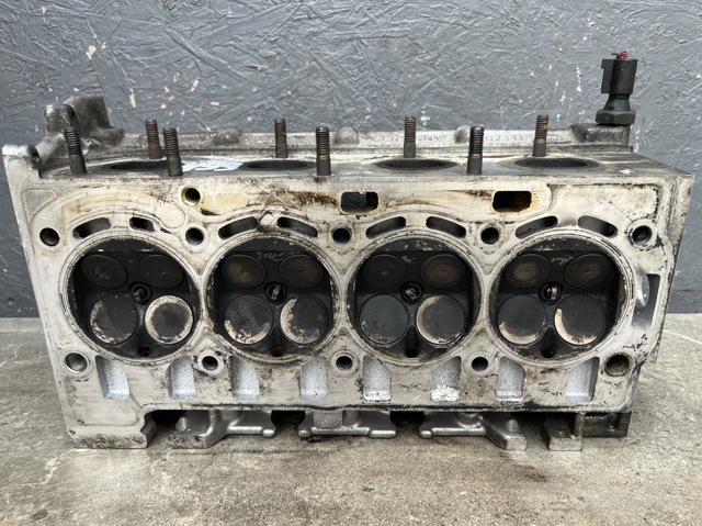 Головка циліндрів 03C103358F VAG