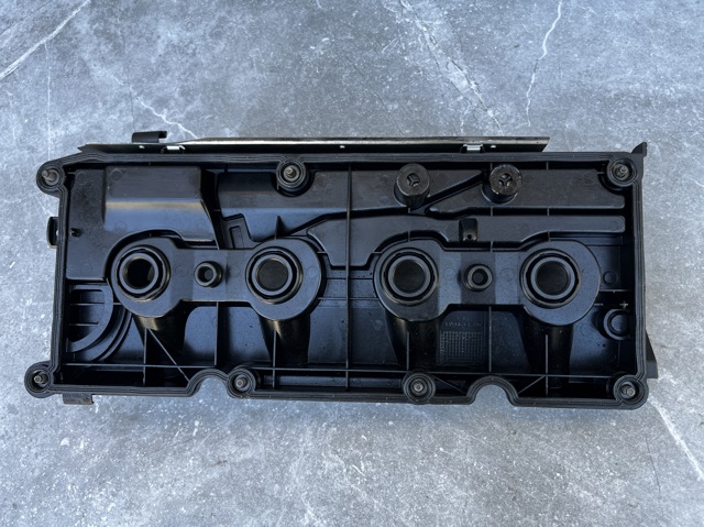Кришка клапанна 03L103469S VAG