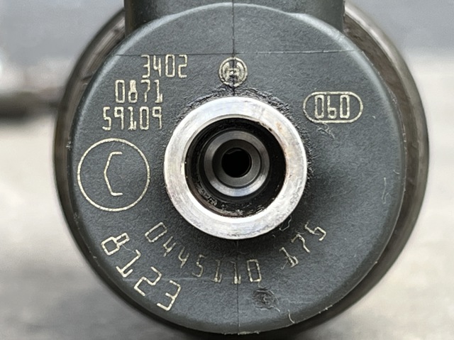 Форсунка паливна 0445110175 BOSCH