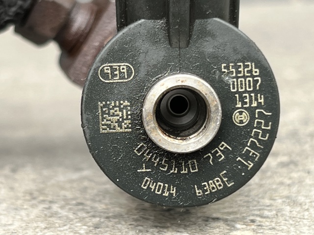 Форсунки електромагнітні 0445110739 BOSCH