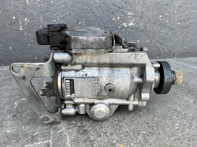 Насос паливний високого тиску (ПНВТ) - DIESEL 0470504015 BOSCH