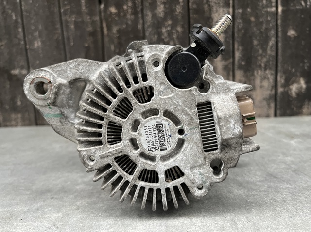 Авто генератор 1800A359 MITSUBISHI
