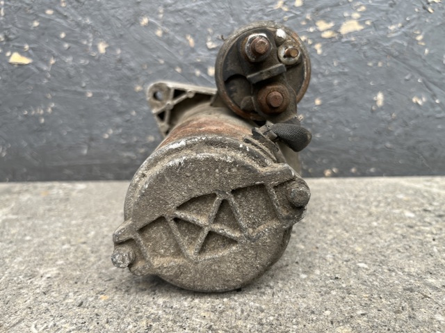 Стартер 8200458765 RENAULT