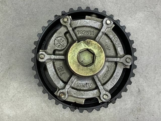 Зірка-шестерня розподільного валу двигуна, впускного 8200782671 RENAULT