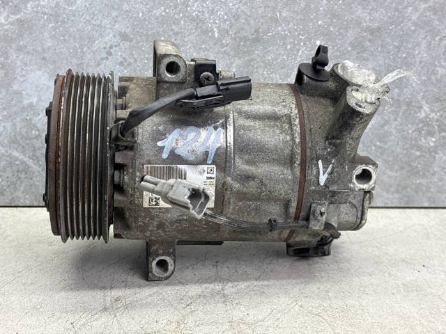Компресор системи кондиціювання 926000734R RENAULT