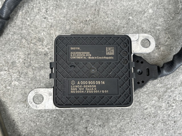 Датчик оксидів азоту NOX A0009050914 MERCEDES
