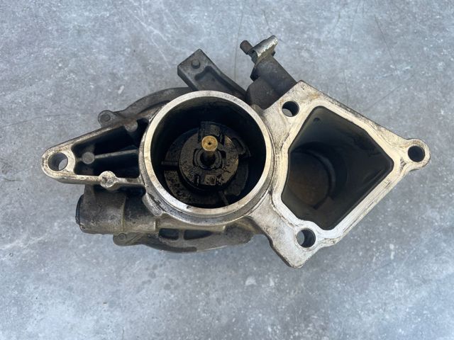 Насос вакуумний XS7Q2A451BH FORD