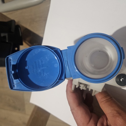 Кришка бака омивача 5G0955455 VAG