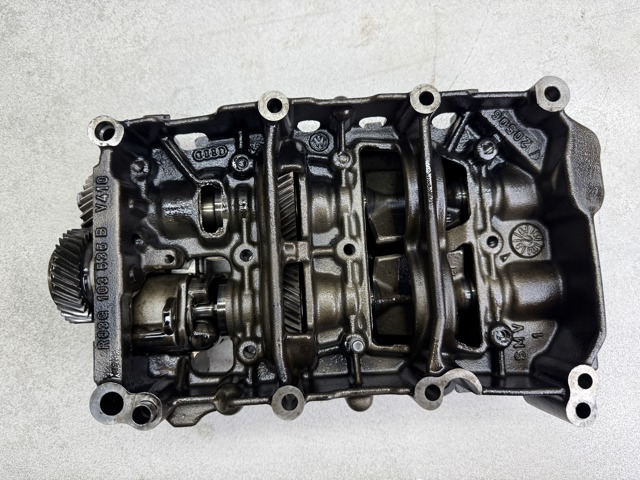 Маслонасос 03G103537B VAG
