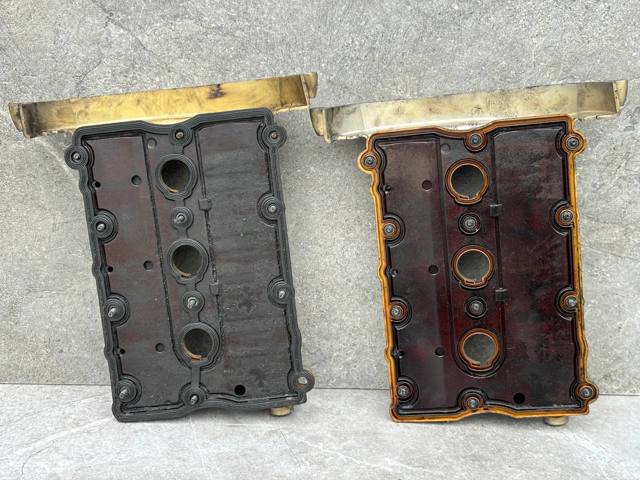 Кришка клапанна 06C103472G VAG