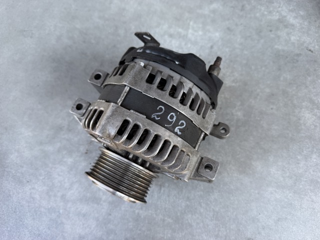 Авто генератор 1042103911 DENSO