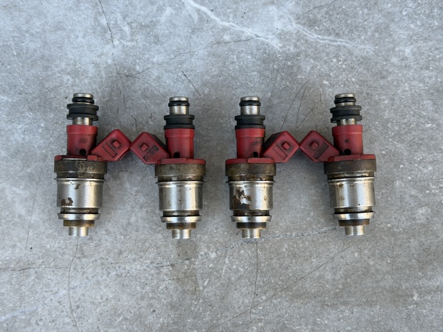 Форсунка дизельна в зборі, розпилювач + тримач 1660086G10 NISSAN