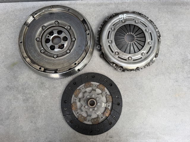 Маховик зчеплення 2294001594 SACHS
