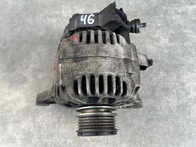 Генератор 373002A010 HYUNDAI
