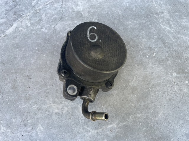 Насос вакуумний 72814402 FORD