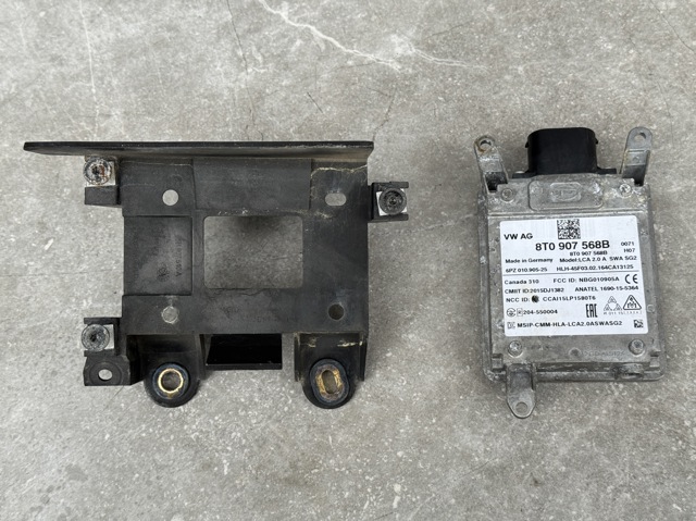 Радар зміни смуги руху 8T0907568B PORSCHE