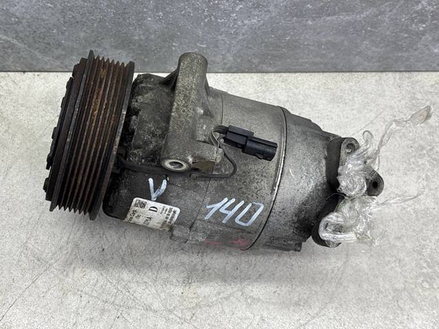 Компресор кліматичної установки 92600JD71A RENAULT