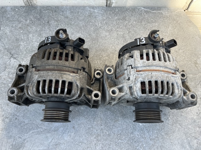 Авто генератор 93190828 OPEL