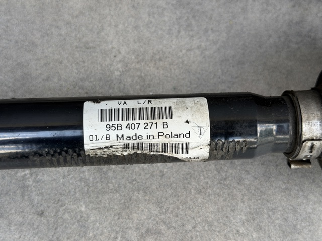 Вісь передня 95B407271B PORSCHE