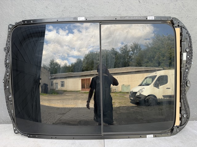 Кришка люка даху передня 95B8770559B9 PORSCHE