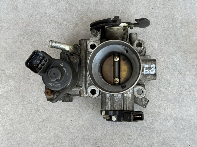Блок дросельної заслінки MD327594 MITSUBISHI