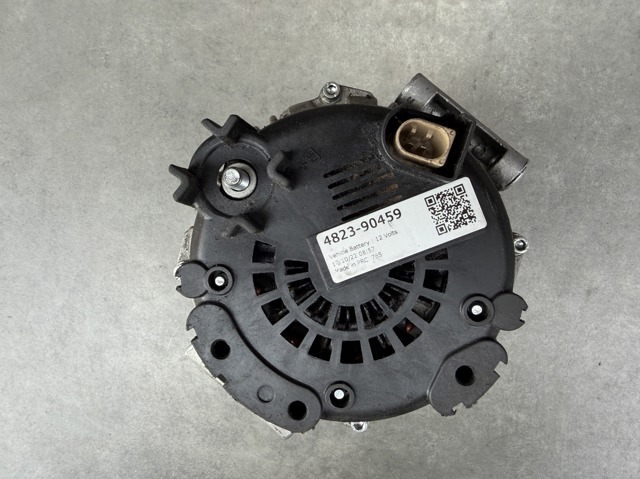 Авто генератор TG17C061 VALEO