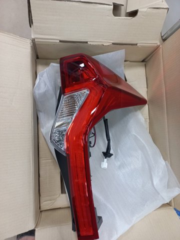 Ліхтар задній правий 8330B002 MITSUBISHI