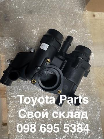 Корпус термостата LR110459 LAND ROVER