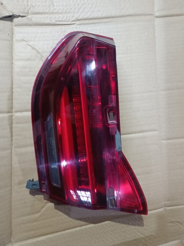 Стоп задній 2583246 BMW