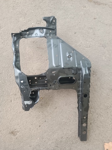 Рамка радіатора верхня 5320360210 TOYOTA
