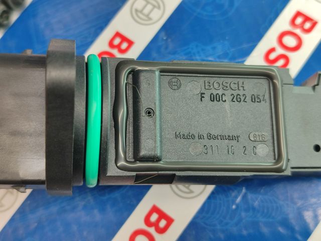 Датчик потоку (витрати) повітря, витратомір MAF - (Mass Airflow) 0280218075 BOSCH