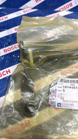 Вісь вилки зчеплення 96144874 GM