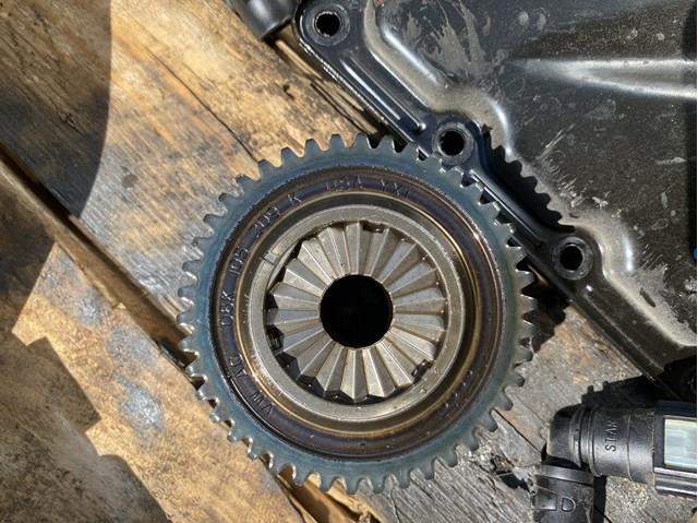 Зірочка приводу коленвала двигуна 06K105209K VAG