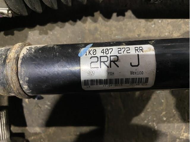 Піввісь передня, права 1K0407272RR VAG