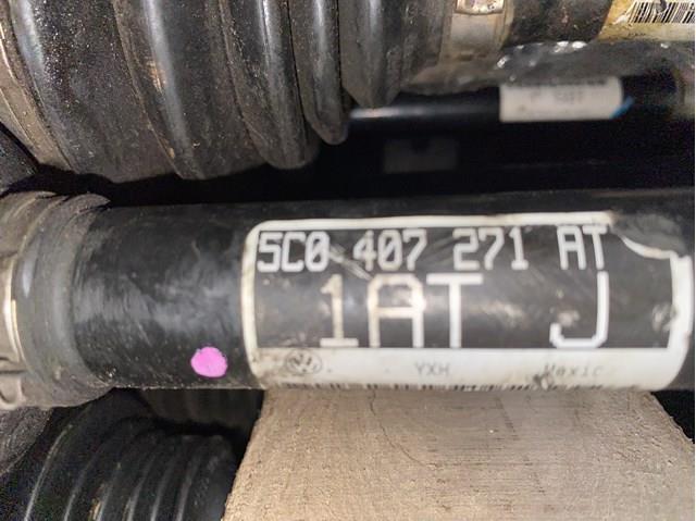 Піввісь передня ліва 5C0407271AT VAG