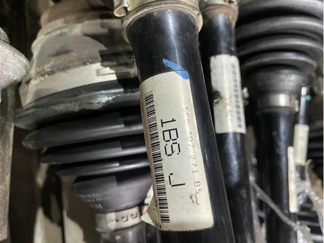 Привід передній лівий 5C0407271BS VAG