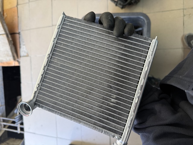 Теплообмінник 5QM819031 VAG