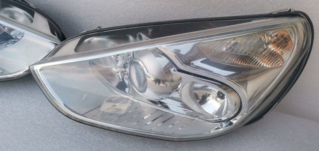 Фара основна ліва 6M2113006AH FORD