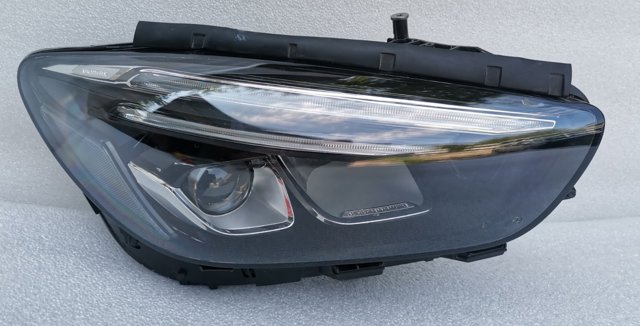 Основна фара - вставка A2479062603 MERCEDES