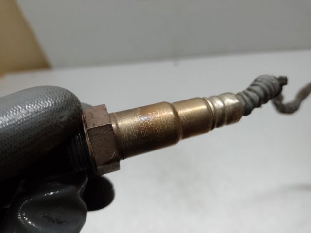 Лямбдазонд, датчик кисню до каталізатора 03L906262B VAG