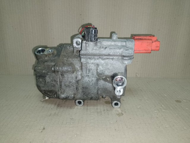 Компресор холодоагенту 0422000212 TOYOTA