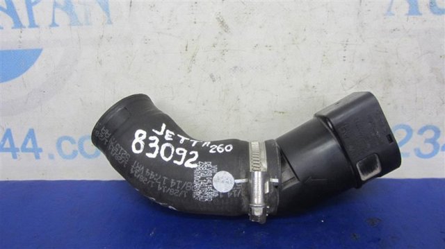 Патрубок турбіни вихлопних газів 04L131111M VAG