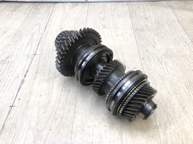 Підшипник коробки передач 1045362 FORD