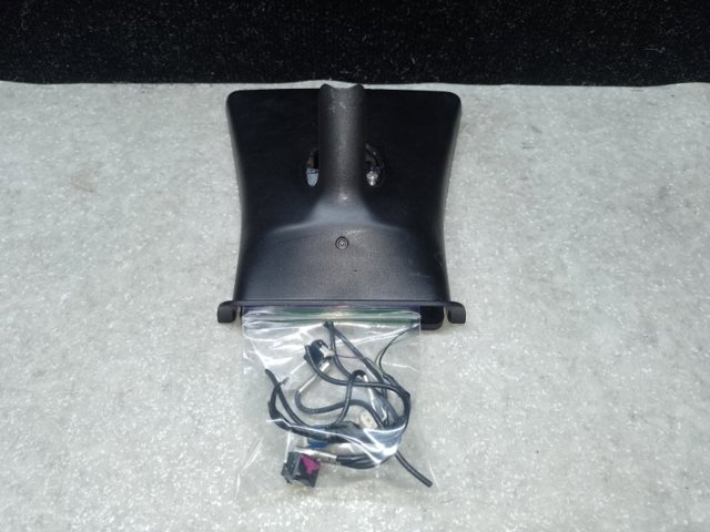 Антена GPS 107973400C TESLA