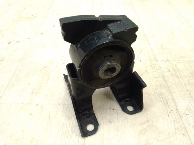 Опора двигуна задня 113203NA0A NISSAN